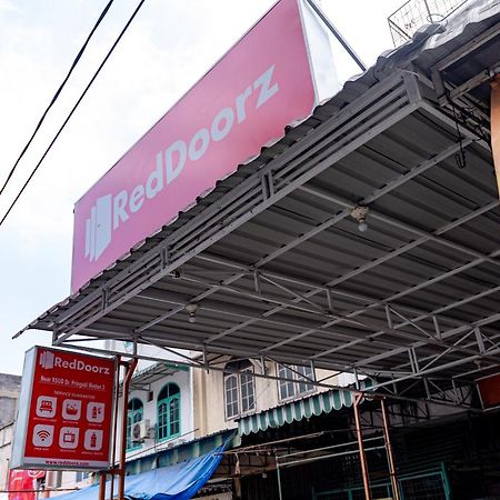 Reddoorz Near Rsud Dr Pringadi Medan 3 Hotel Buitenkant foto