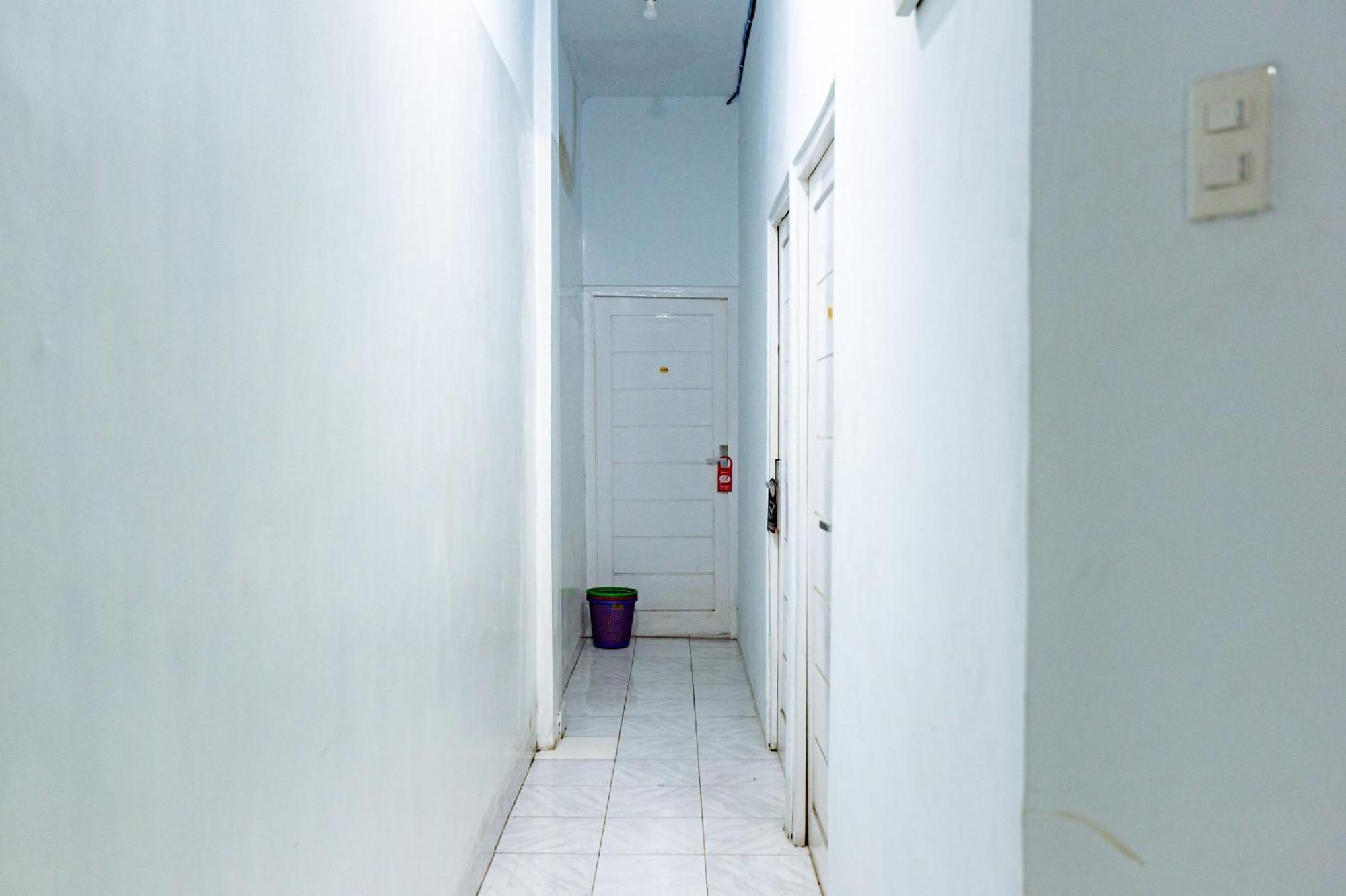 Reddoorz Near Rsud Dr Pringadi Medan 3 Hotel Buitenkant foto